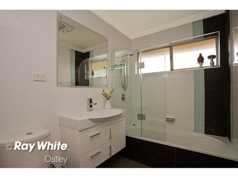 39 Waterside Parade, Peakhurst Heights NSW 2210