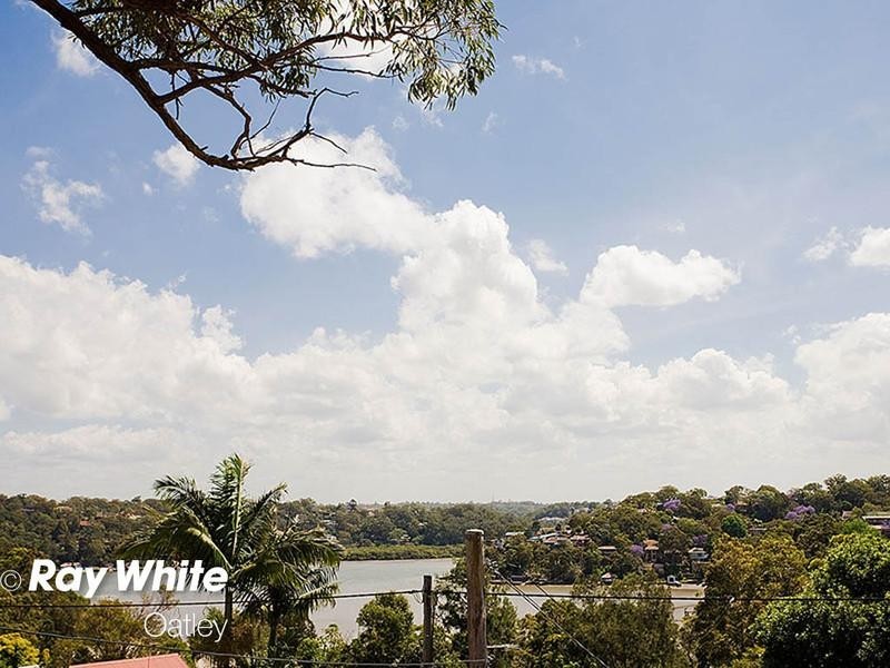 5B Llewellyn Street, Oatley NSW 2223