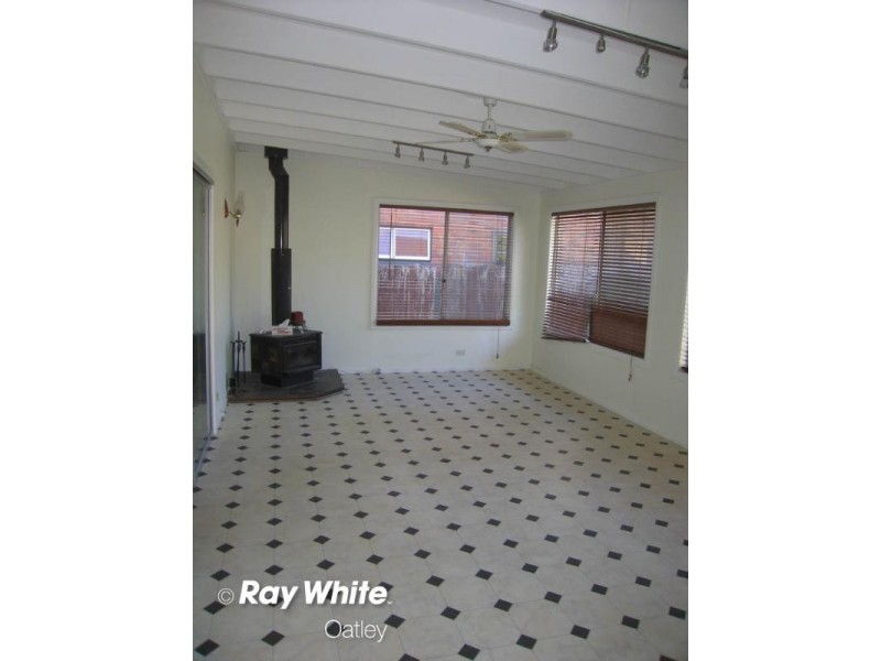 15 Boorara Avenue, Oatley NSW 2223