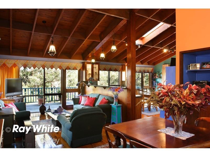 73 Waterside Parade, Peakhurst NSW 2210