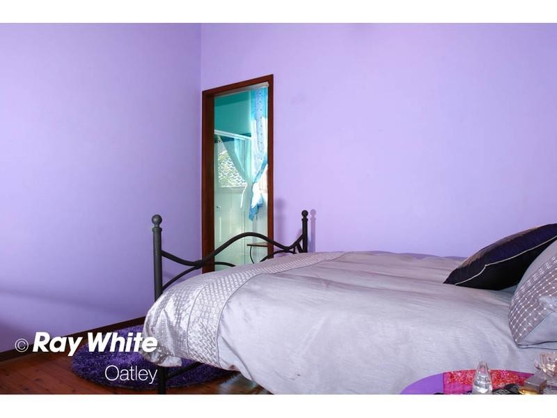 73 Waterside Parade, Peakhurst NSW 2210