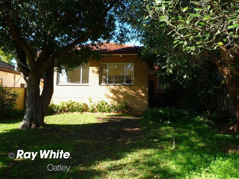 17 Glen Road, Oatley NSW 2223