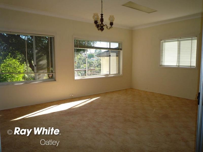 17 Glen Road, Oatley NSW 2223