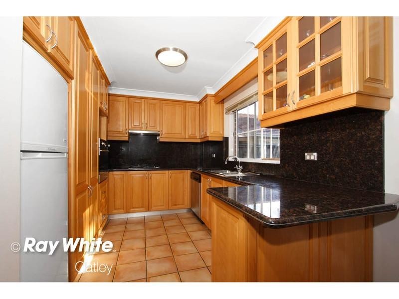 1/26 Samuel Street, Peakhurst NSW 2210