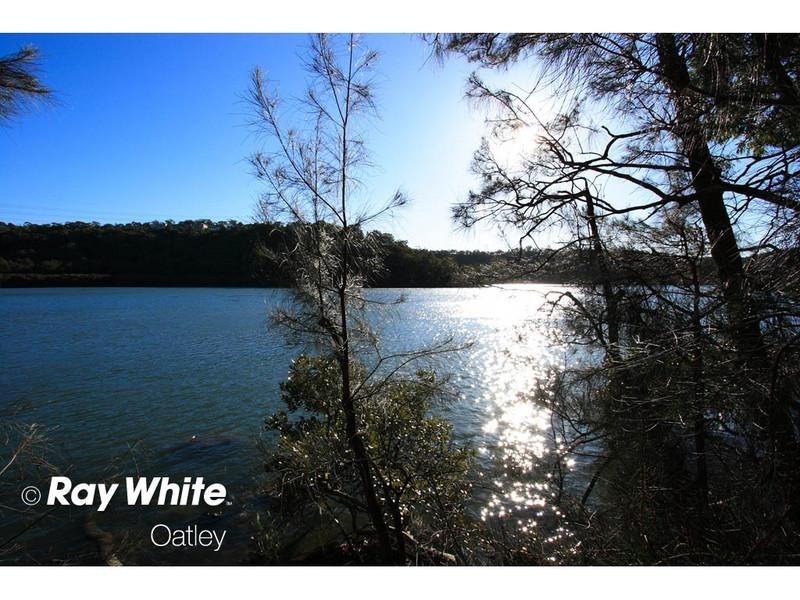 106 Lugarno Parade, Lugarno NSW 2210