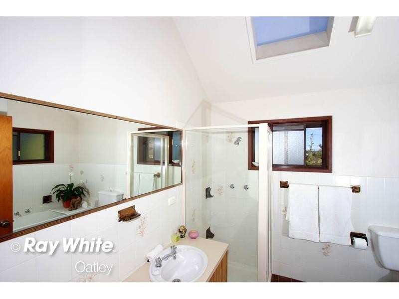 5 Cypress Drive, Lugarno NSW 2210