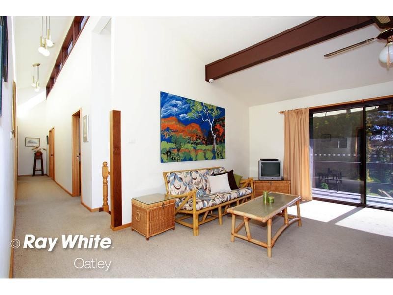 5 Cypress Drive, Lugarno NSW 2210