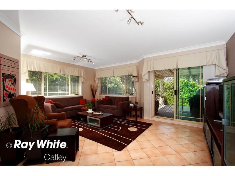 9b Rona Street, Peakhurst NSW 2210