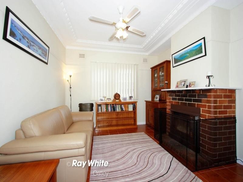 115 Lansdowne Street, Penshurst NSW 2222