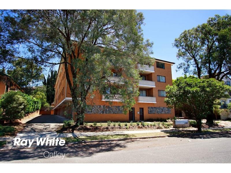 2/11 Nelson Street, Penshurst NSW 2222