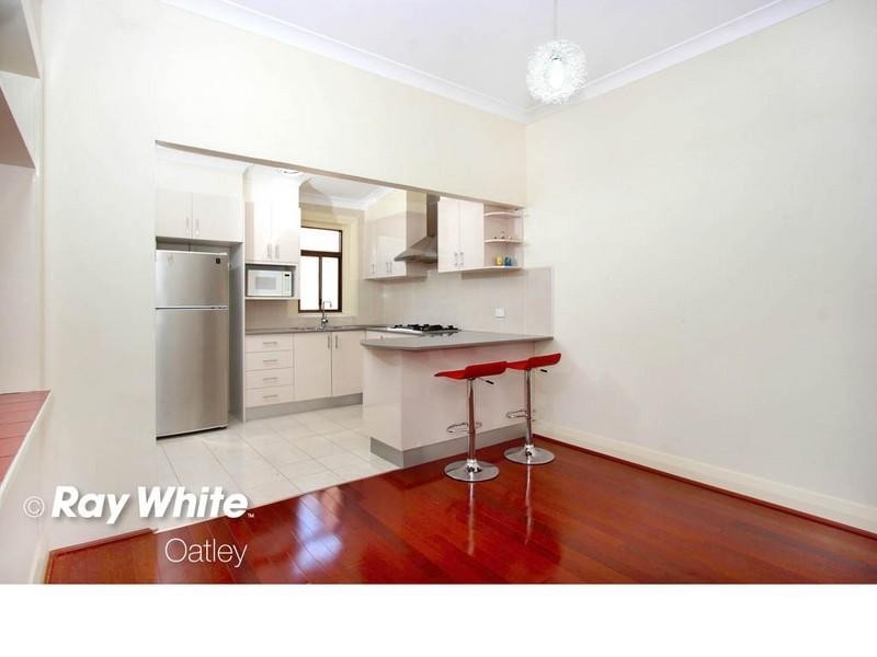 8 Carysfort Street, South Hurstville NSW 2221