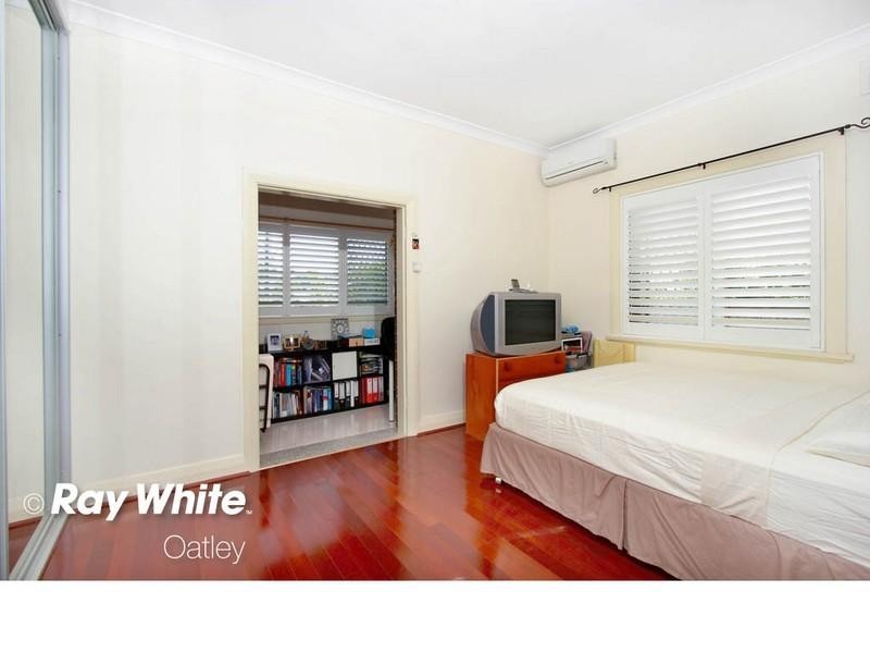 8 Carysfort Street, South Hurstville NSW 2221