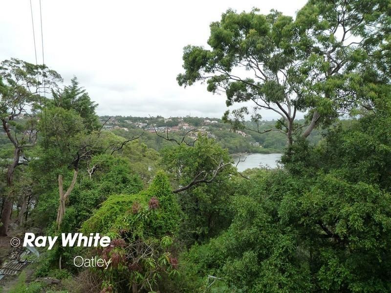 19 Woodlands Avenue, Lugarno NSW 2210