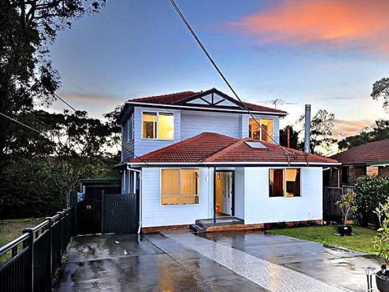 19 Beaumaris Crescent, Mortdale NSW 2223