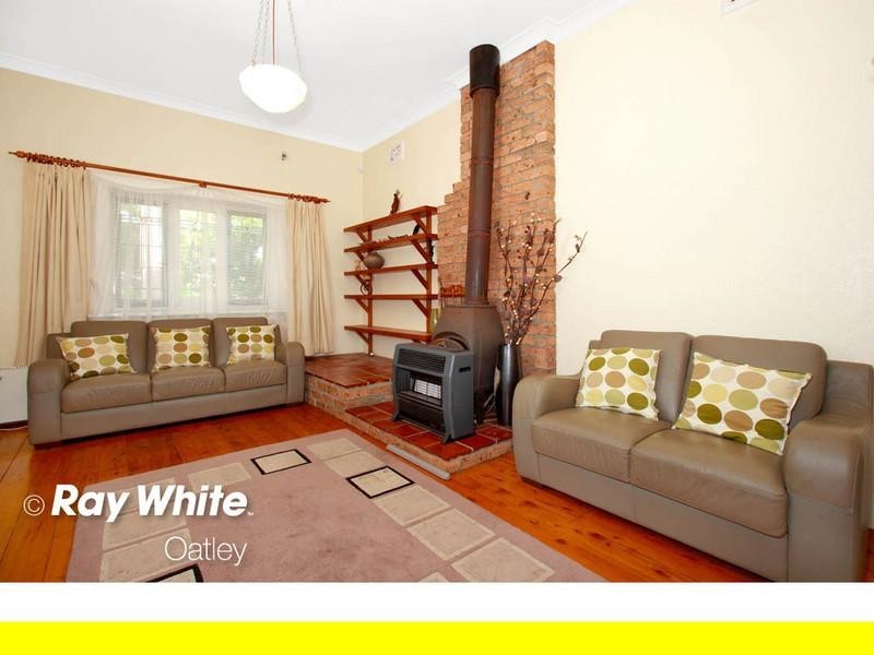 40 Seaforth Avenue, Oatley NSW 2223