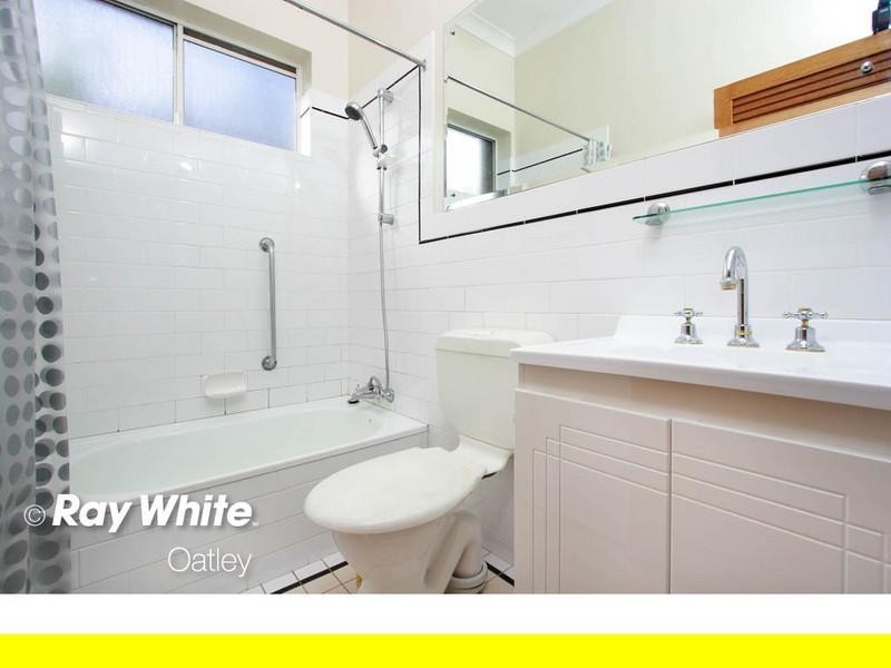 40 Seaforth Avenue, Oatley NSW 2223