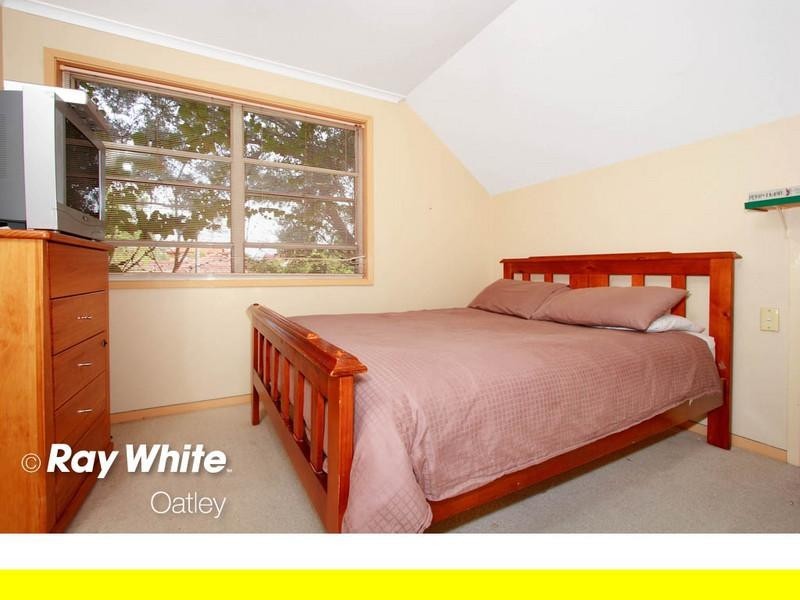 40 Seaforth Avenue, Oatley NSW 2223