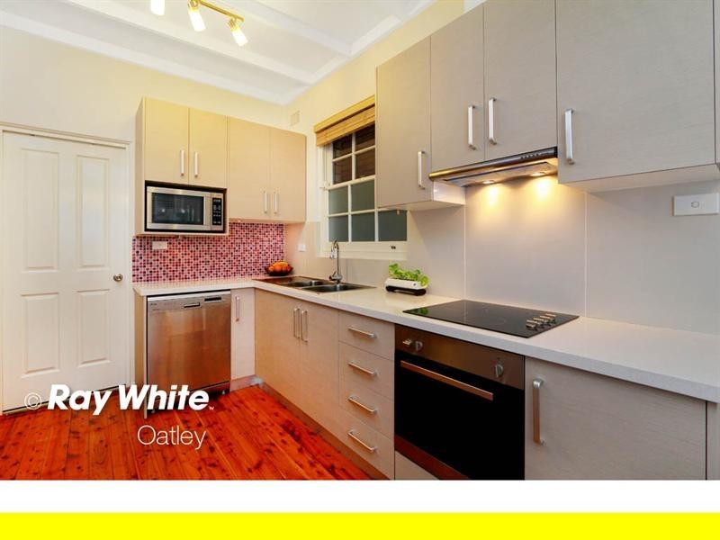 1/22 Wonoona Parade East, Oatley NSW 2223