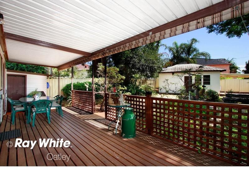 42 Central Road, Beverly Hills NSW 2209