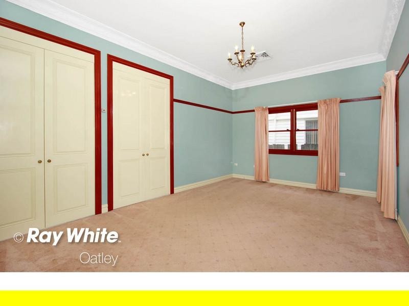 8 Nicholson Street, Penshurst NSW 2222