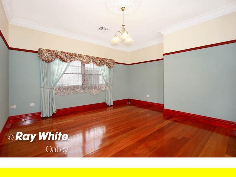 8 Nicholson Street, Penshurst NSW 2222