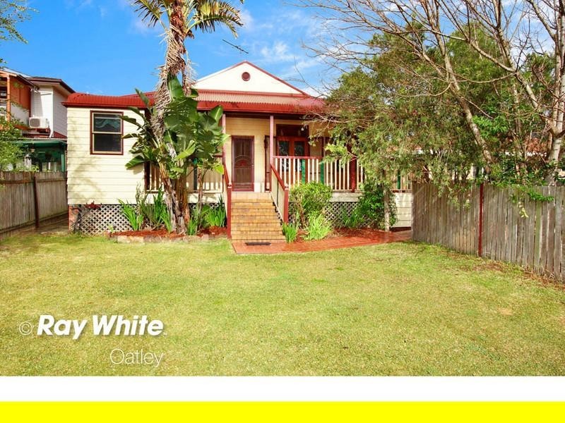 8 Nicholson Street, Penshurst NSW 2222