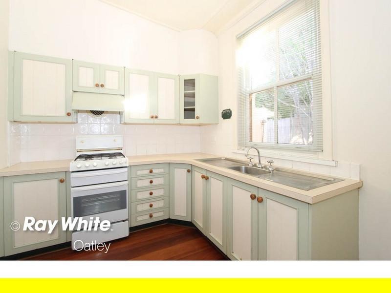 25 Renown Avenue, Oatley NSW 2223