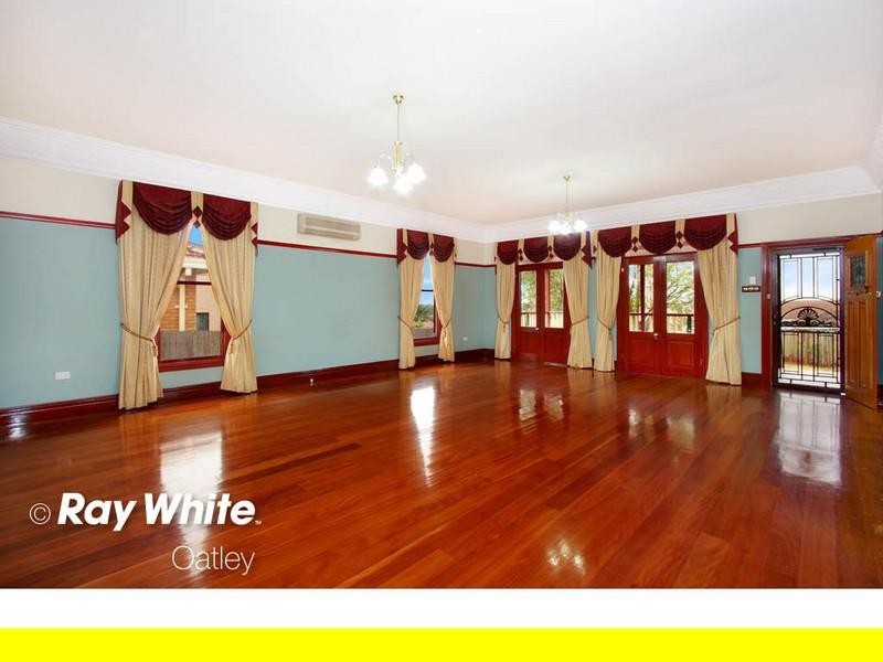 8 Nicholson Street, Penshurst NSW 2222