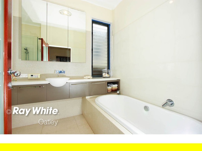 56 Gungah Bay Road, Oatley NSW 2223