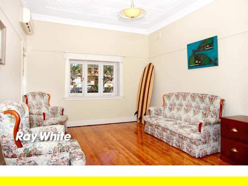 11 Hampton Street, Hurstville Grove NSW 2220