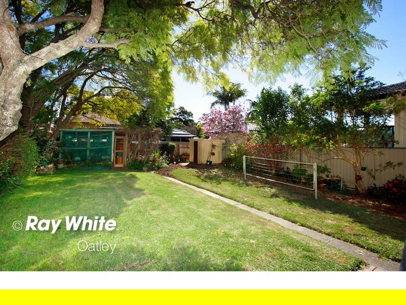 11 Hampton Street, Hurstville Grove NSW 2220