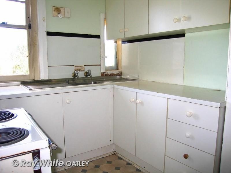 8 Rosebery Street, Penshurst NSW 2222