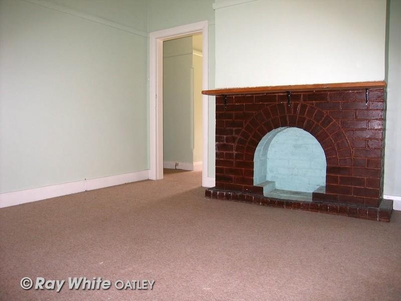 8 Rosebery Street, Penshurst NSW 2222