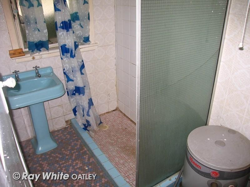 8 Rosebery Street, Penshurst NSW 2222