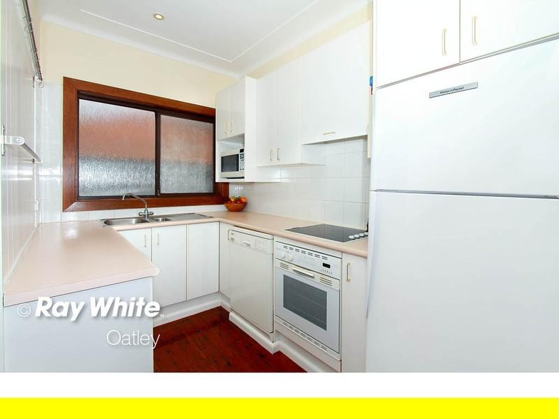 14 Glen Road, Oatley NSW 2223