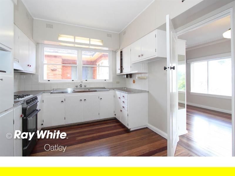 62 Lansdowne Parade, Oatley NSW 2223