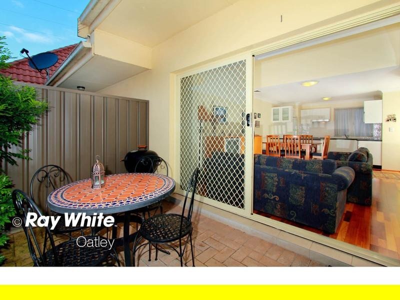 2/64 Stoney Creek Road, Beverly Hills NSW 2209