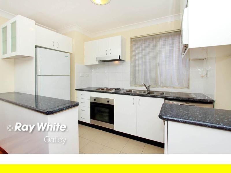 2/64 Stoney Creek Road, Beverly Hills NSW 2209