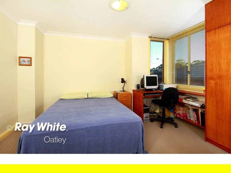 2/64 Stoney Creek Road, Beverly Hills NSW 2209