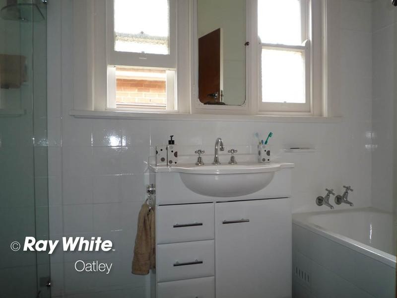 4 Rosemont Avenue, Mortdale NSW 2223