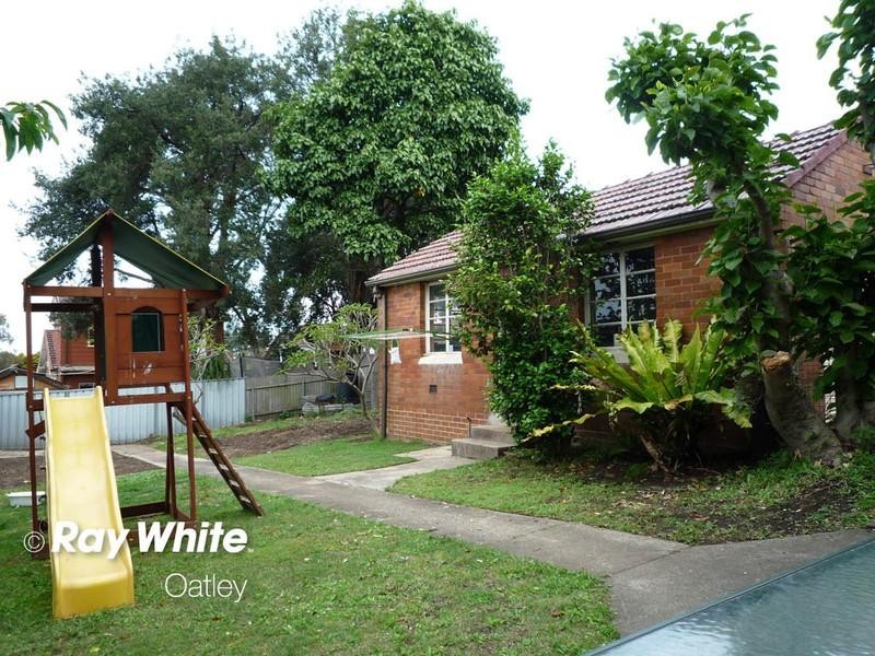 4 Rosemont Avenue, Mortdale NSW 2223