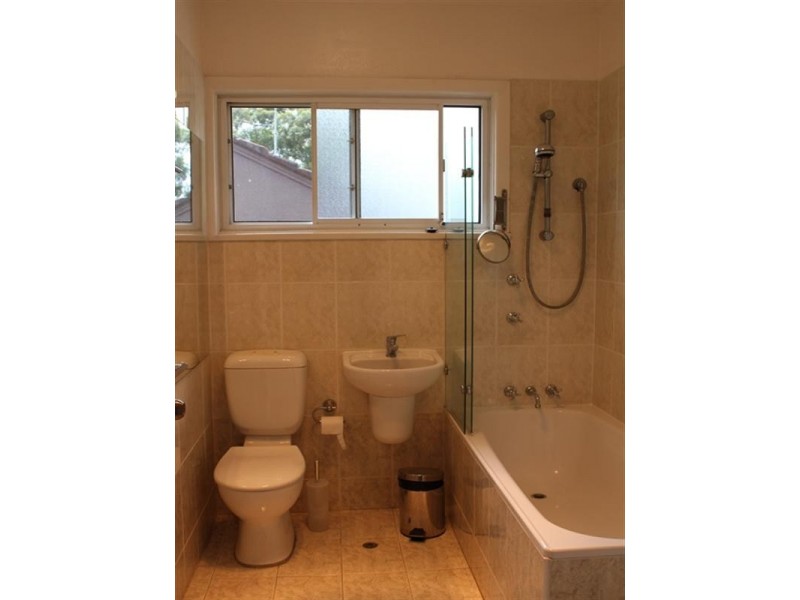 3 Ballantyne Road, Mortdale NSW 2223