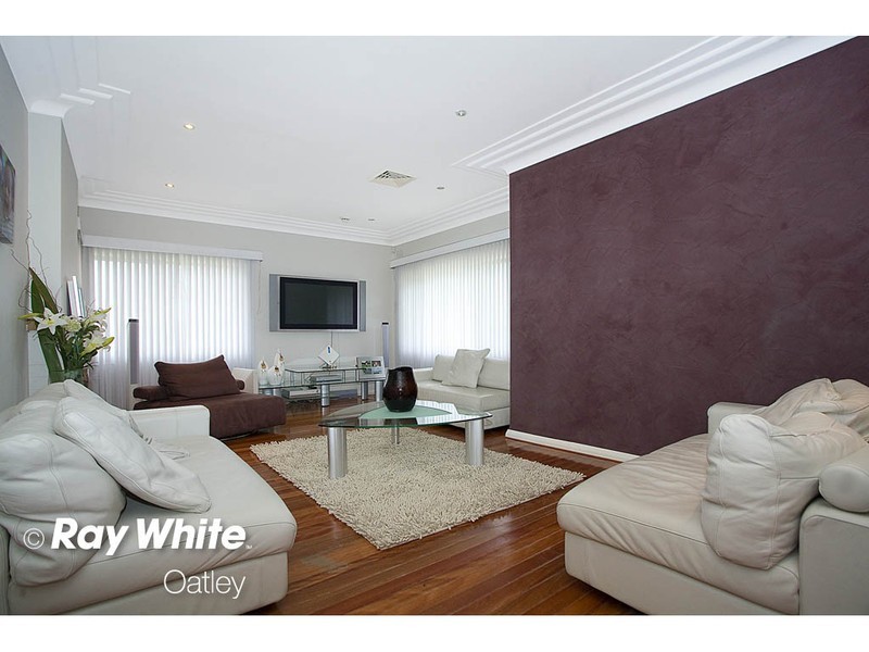 63 Lansdowne Crescent, Oatley NSW 2223