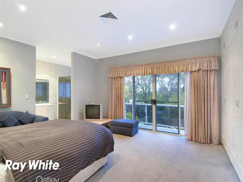 11 Whitfield Parade, Hurstville Grove NSW 2220