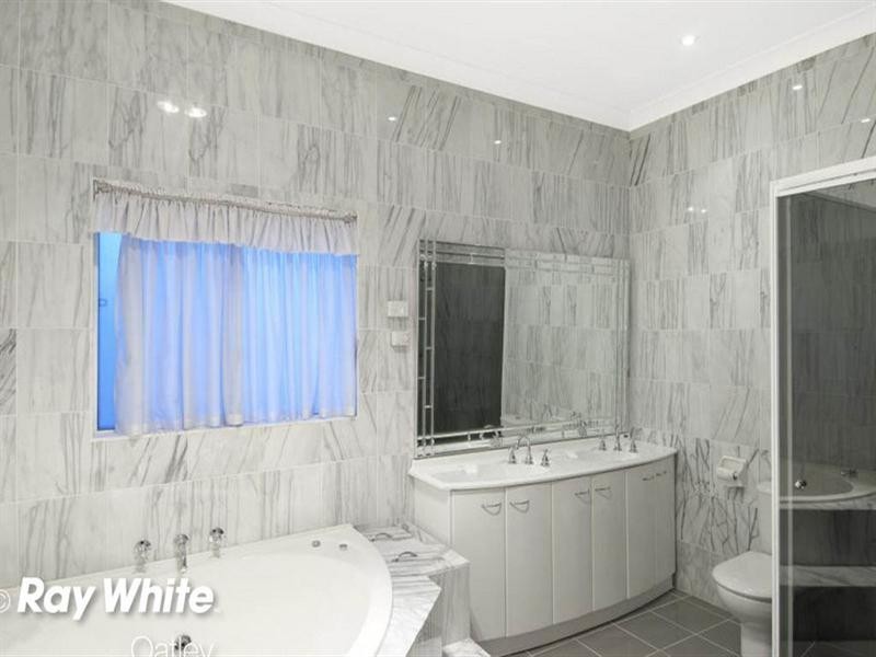 11 Whitfield Parade, Hurstville Grove NSW 2220