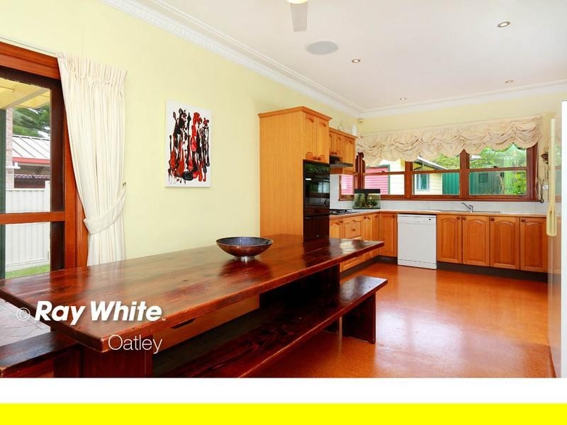 4 Charles Street, Oatley NSW 2223