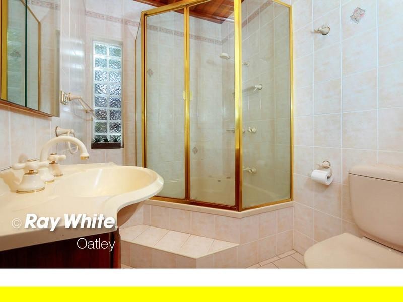 5 Glen Road, Oatley NSW 2223