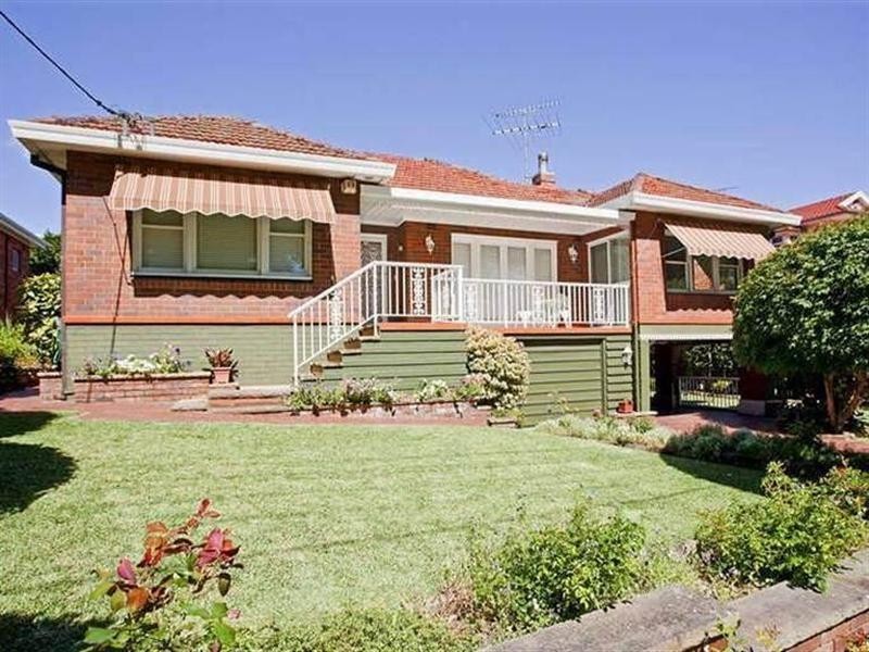 19 Mountbatten Street, Oatley NSW 2223