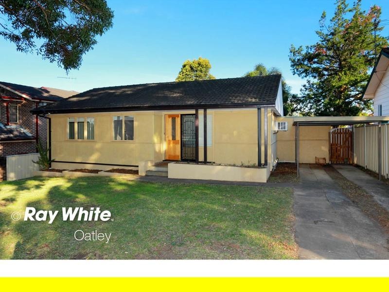 13 Balmoral Road, Mortdale NSW 2223