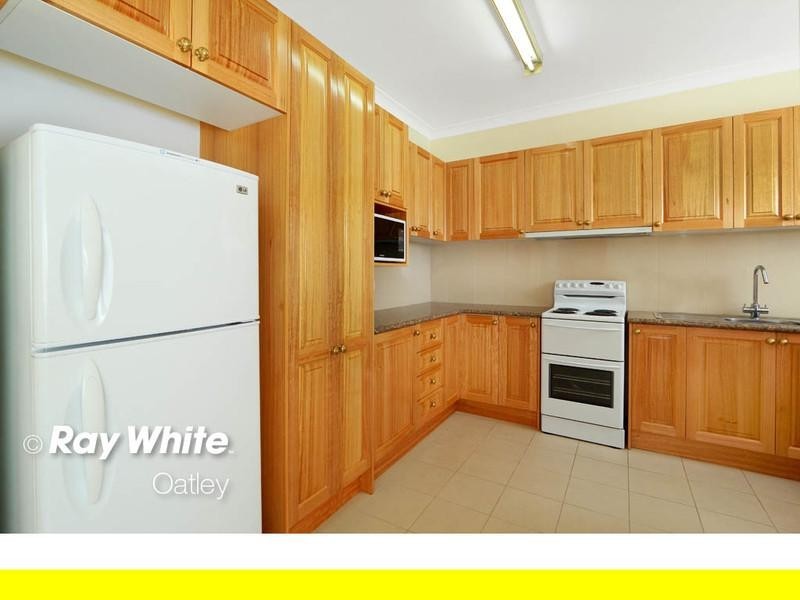 1/27 Wonoona Pde East, Oatley NSW 2223